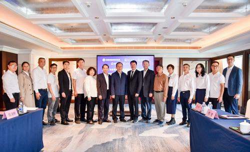 立异驱动开展，专家智启未来